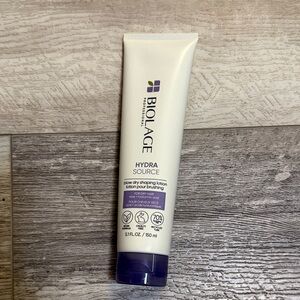 NWT- Hydrating Hair Styling Lotion - Cream & Purple Accent